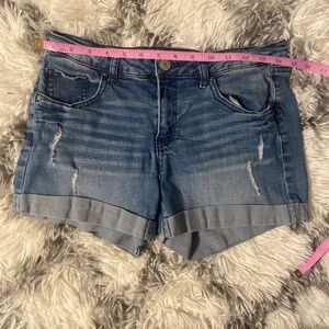 Refuge Womens Size 4 Distressed Medium Wash Cuffed Hem Denim Jean Shorts